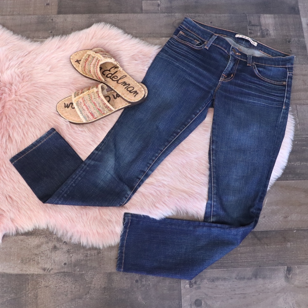 J Brand Low Rise Pencil Leg Jean 27 Ink